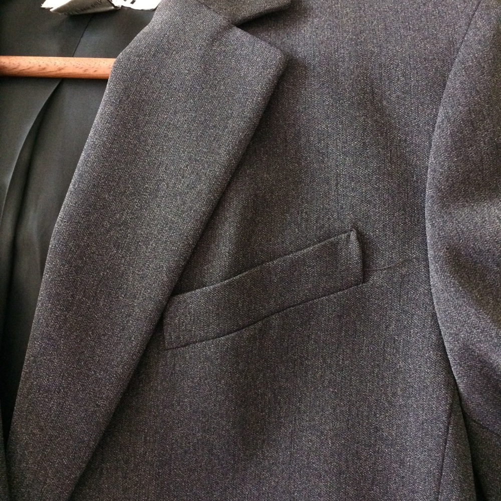 Jacket - Picture 3 of 6